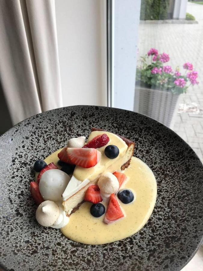 Bialy Dom Henlex Hotel Restauracja Poznań Kültér fotó